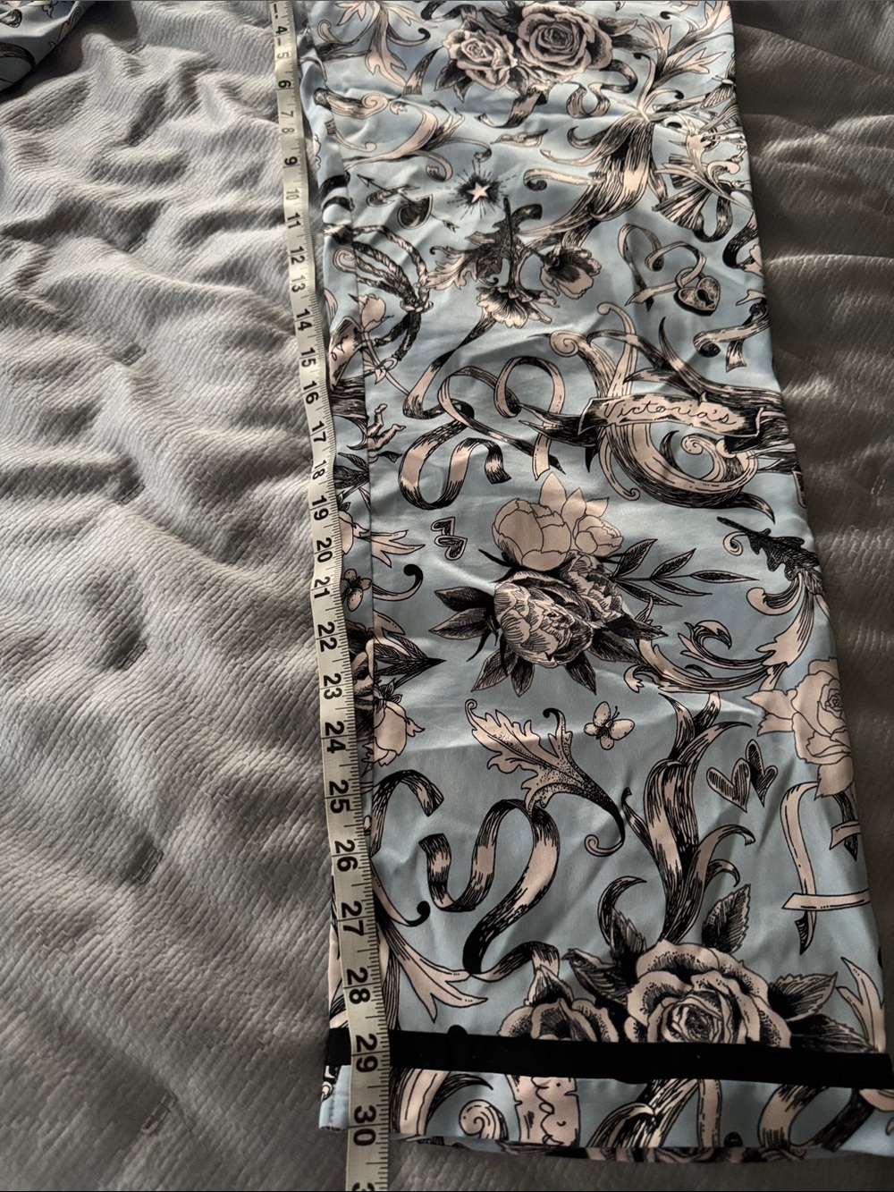 Victoria's Secret Locked in Love Blue/Black Floral Satin Pajama Set- M - Picture 9 of 9
